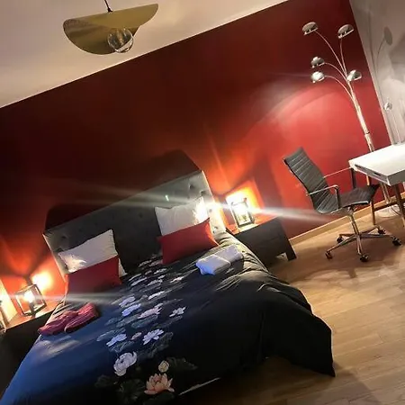 Comme A La Maison *